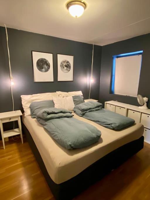 Apartamento Sentralt I Med Solrik Balkong Og Parkering - Perfekt For Ons Stavanger